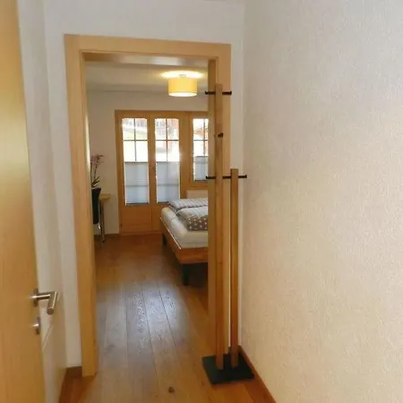 Saanen Sleeps 4 Wifi Apartment