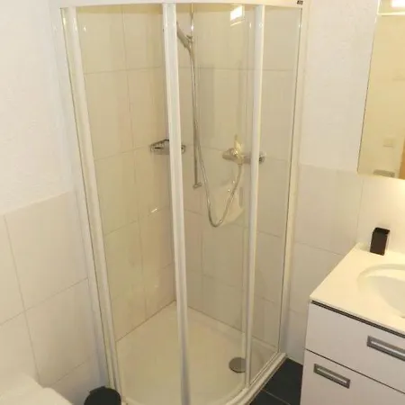 Saanen Sleeps 4 Wifi Apartment *