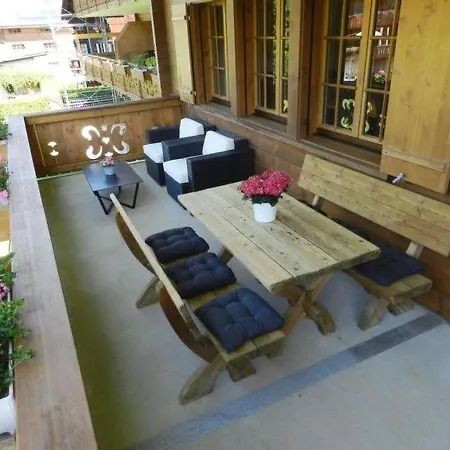 Saanen Sleeps 4 Wifi Gstaad