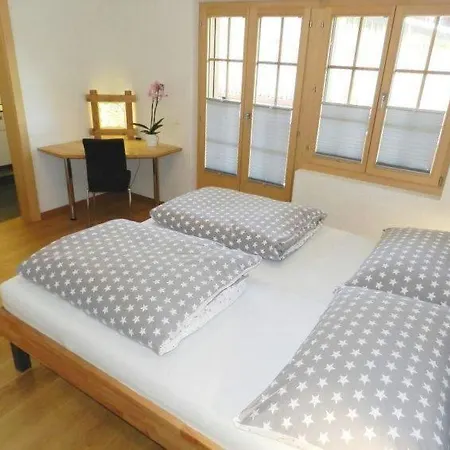 Apartment Saanen Sleeps 4 Wifi *