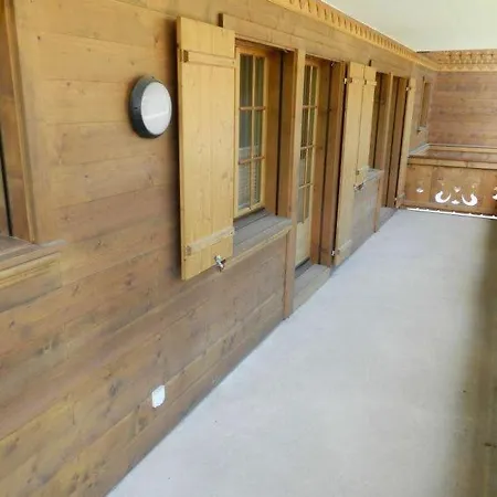 Διαμέρισμα Saanen Sleeps 4 Wifi
