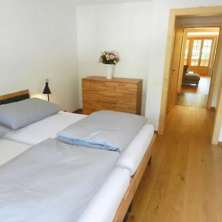 Διαμέρισμα Saanen Sleeps 4 Wifi *